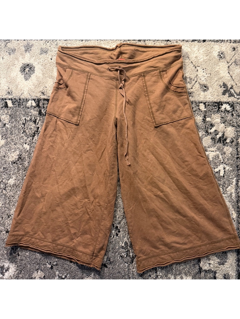 Mossimo Brown Wide-Leg Capri Pants with Drawstring Waist and